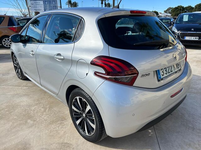 PEUGEOT 208 ALLURE 1.2 E-THP AUTO SPANISH LHD IN SPAIN 71000 MILES SUPERB 2018